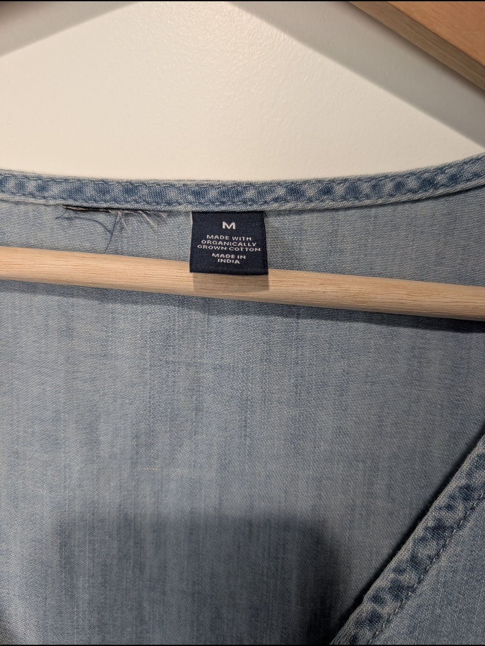 GAP Organic Cotton Light Blue V-Neck Denim Midi Dress‎ - Picture 3 of 7